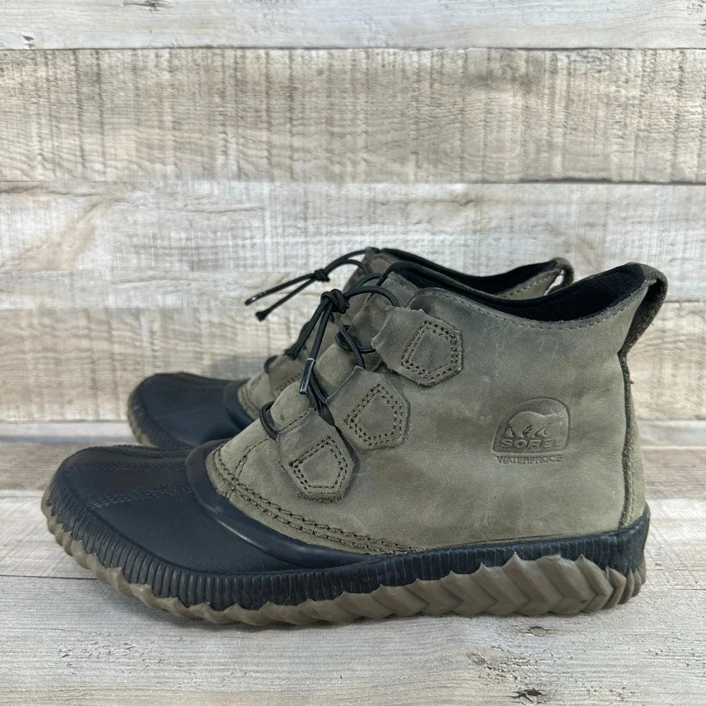 Sorel Womens Out N About‎ Plus Waterproof Booties Green Black Size 7